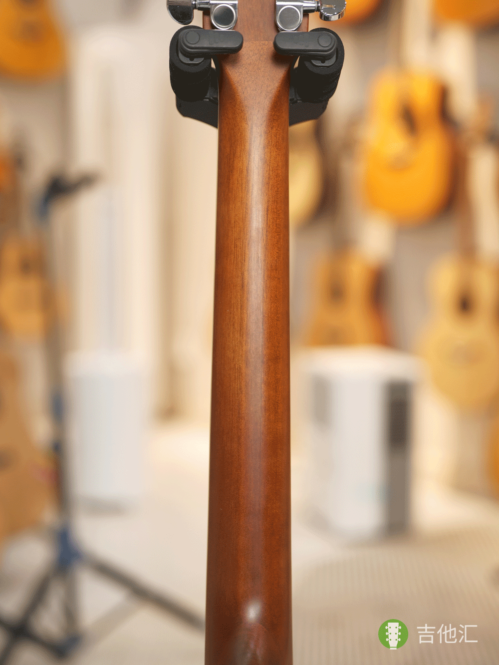 雅马哈FG830 琴颈实拍图