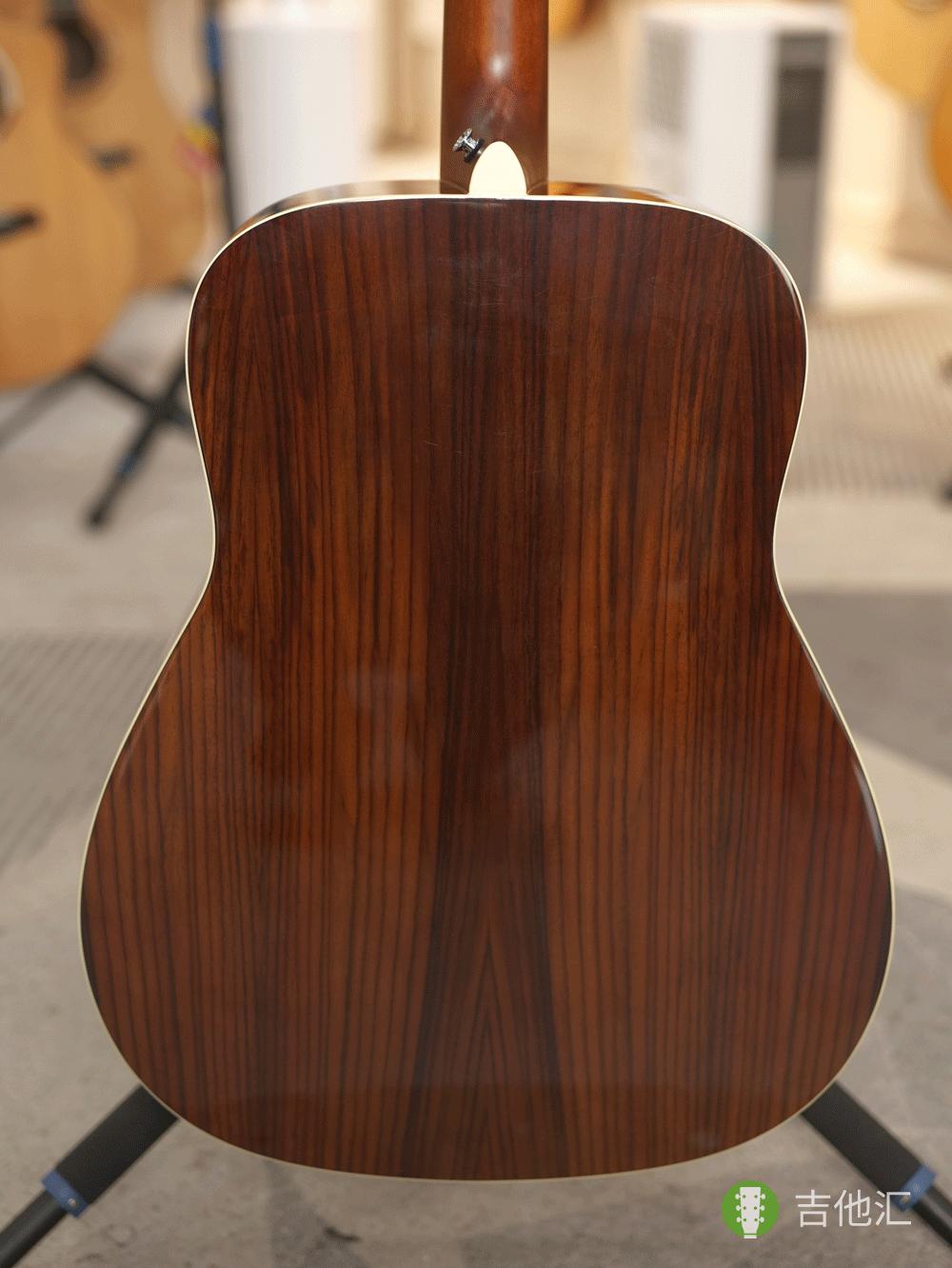 雅马哈FG830 背板实拍图