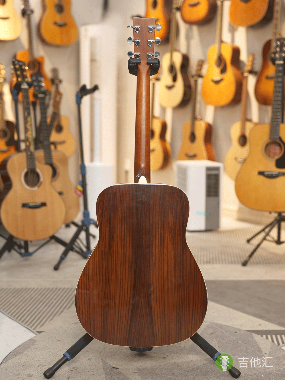 雅马哈FG830 背面实拍图