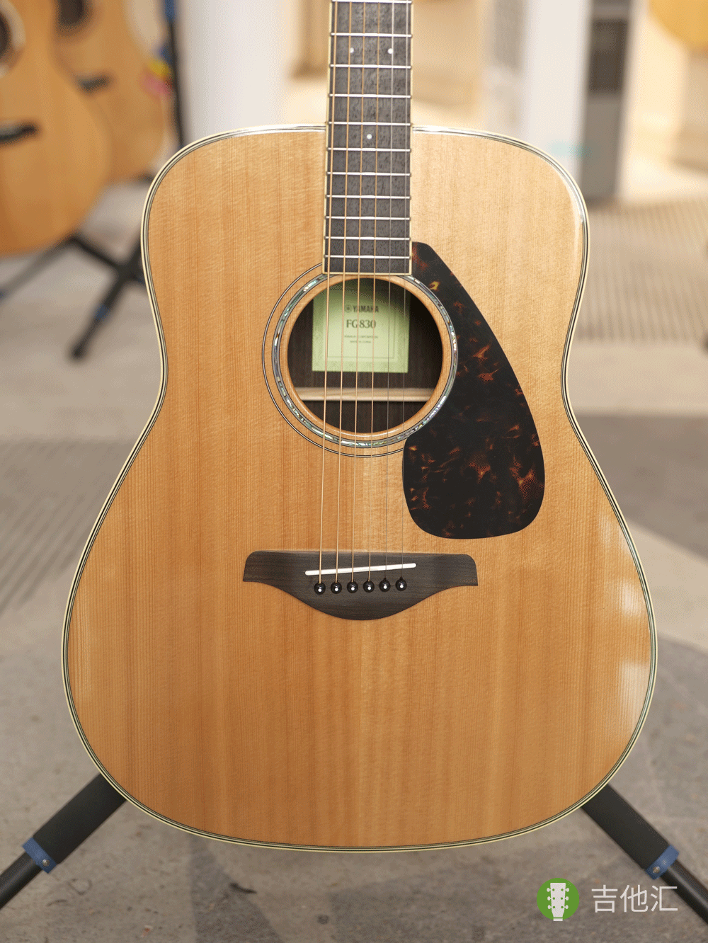雅马哈FG830 面板实拍图