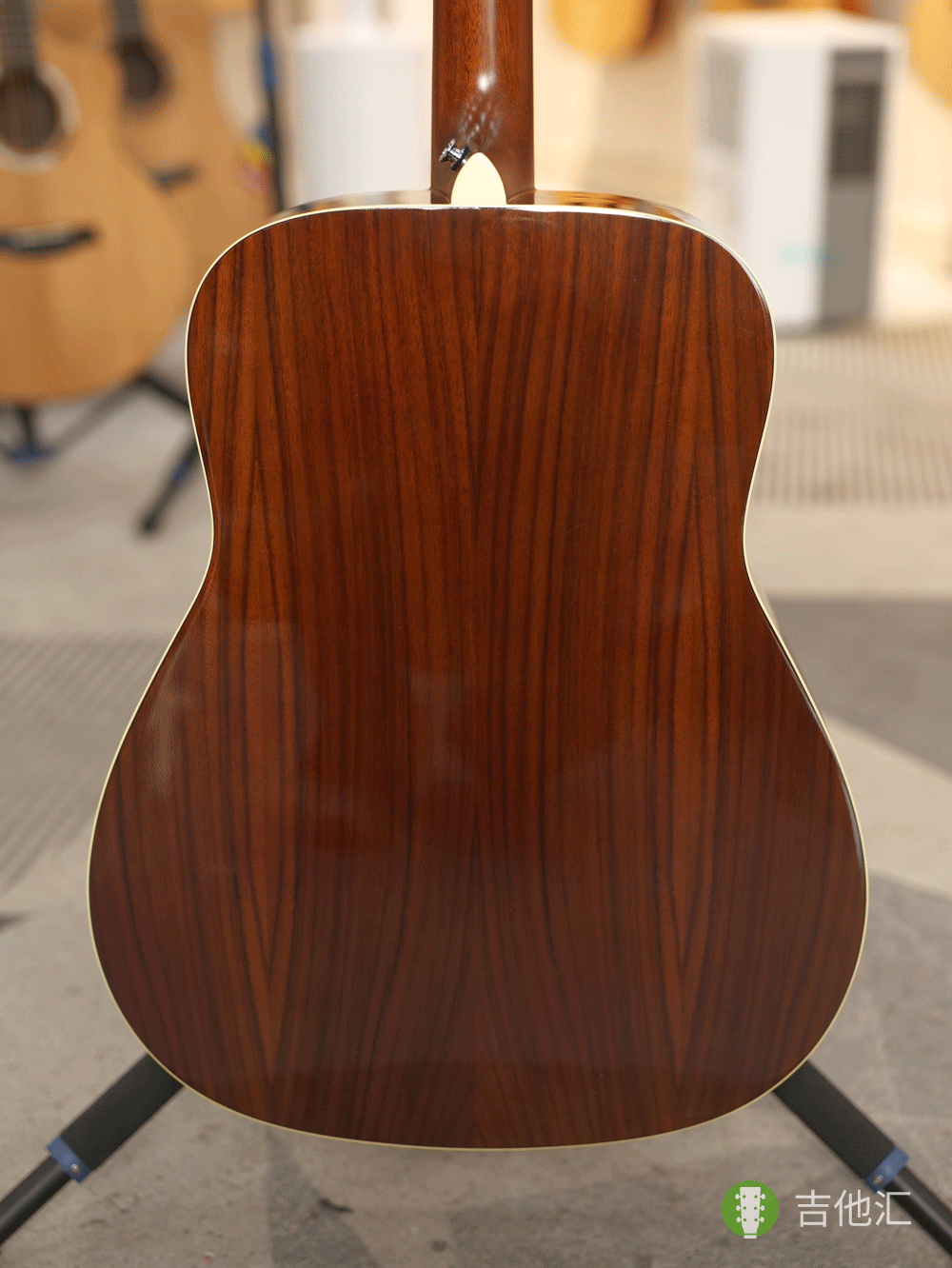 雅马哈FG830 背板实拍图