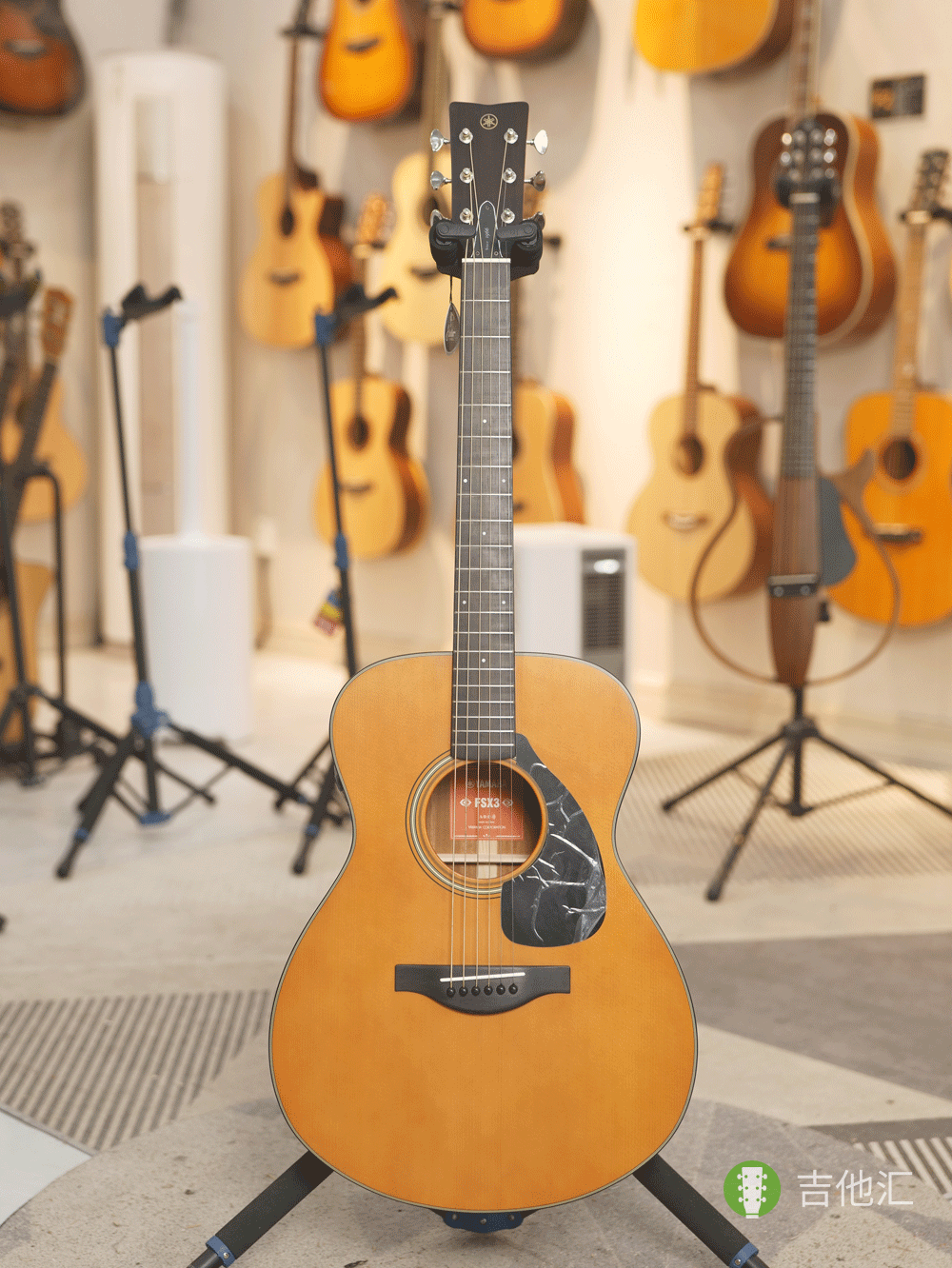 雅马哈FSX3 正面实拍图