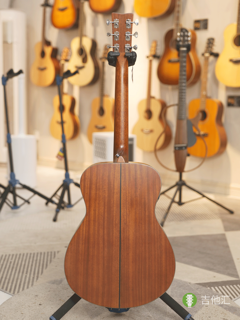 雅马哈FSX3 背面实拍图