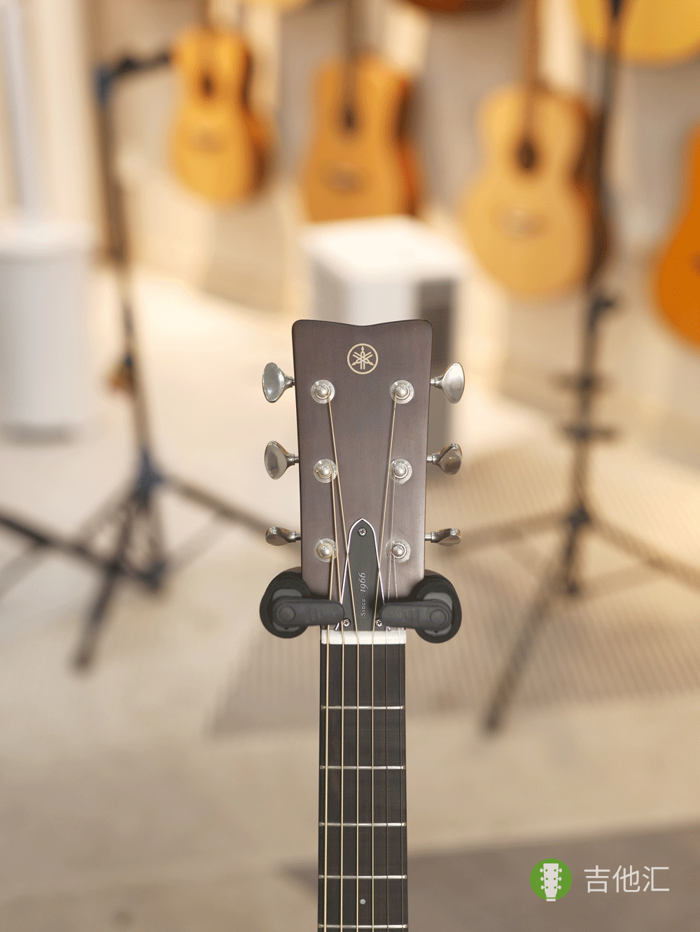 雅马哈FGX3 琴头实拍图