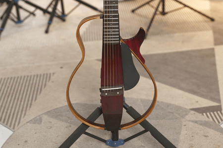 雅马哈SLG200S 二手95新 IHH280086