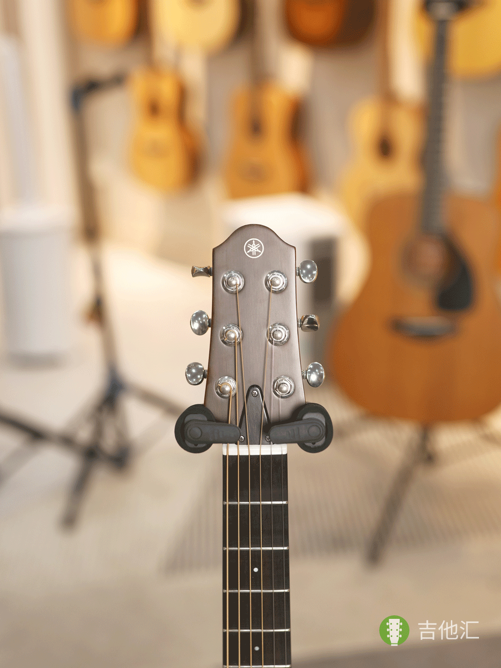 雅马哈SLG200S 琴头实拍图