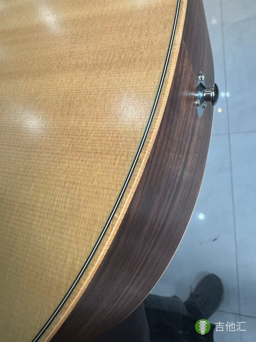 泰勒GSmini 包边磕碰实拍图