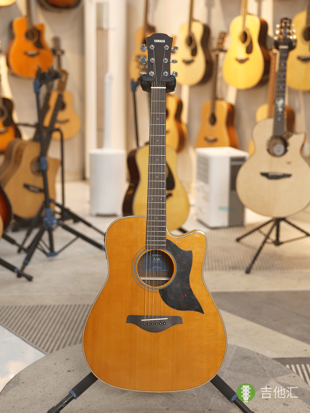 雅马哈A1R 正面实拍图