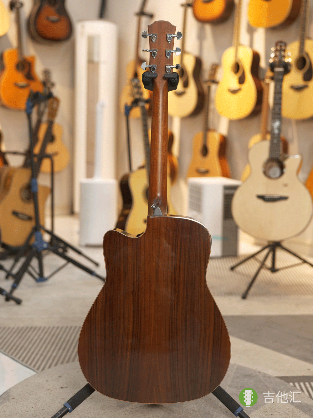 雅马哈A1R 背面实拍图