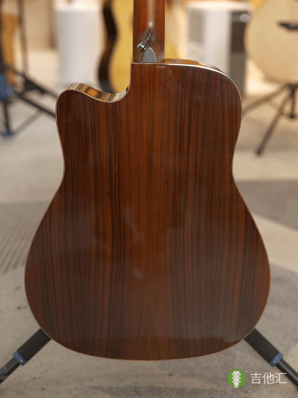 雅马哈A1R 背板实拍图