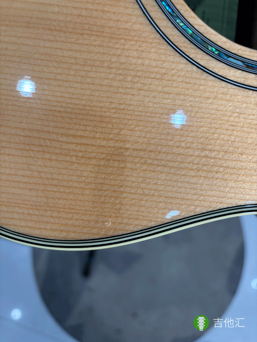 雅马哈FSX830C 面板磕碰实拍图