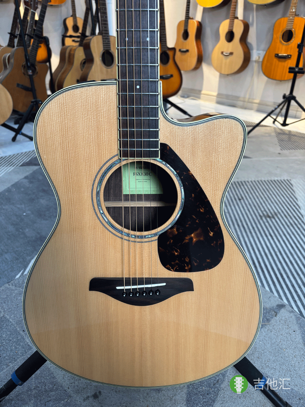 雅马哈FSX830C 面板实拍图