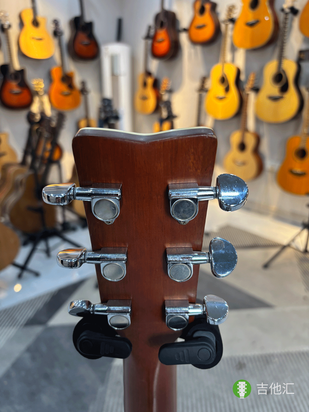 雅马哈FSX830C 弦钮实拍图