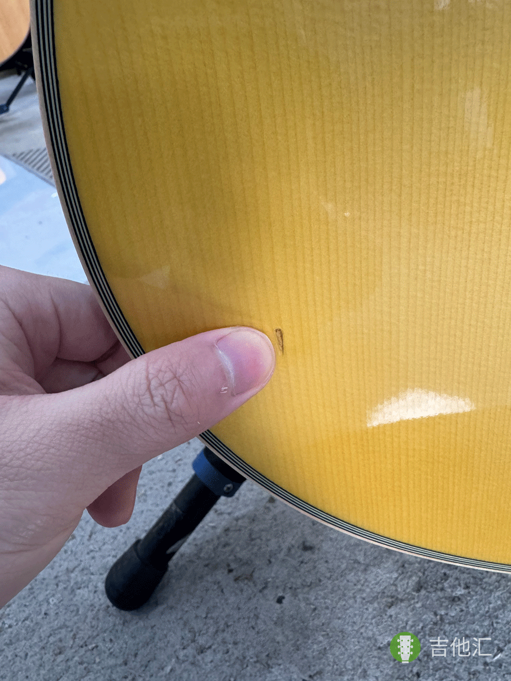 雅马哈LL16 面板磕碰实拍图