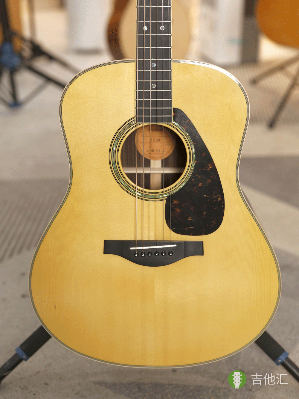 雅马哈LL16 面板实拍图