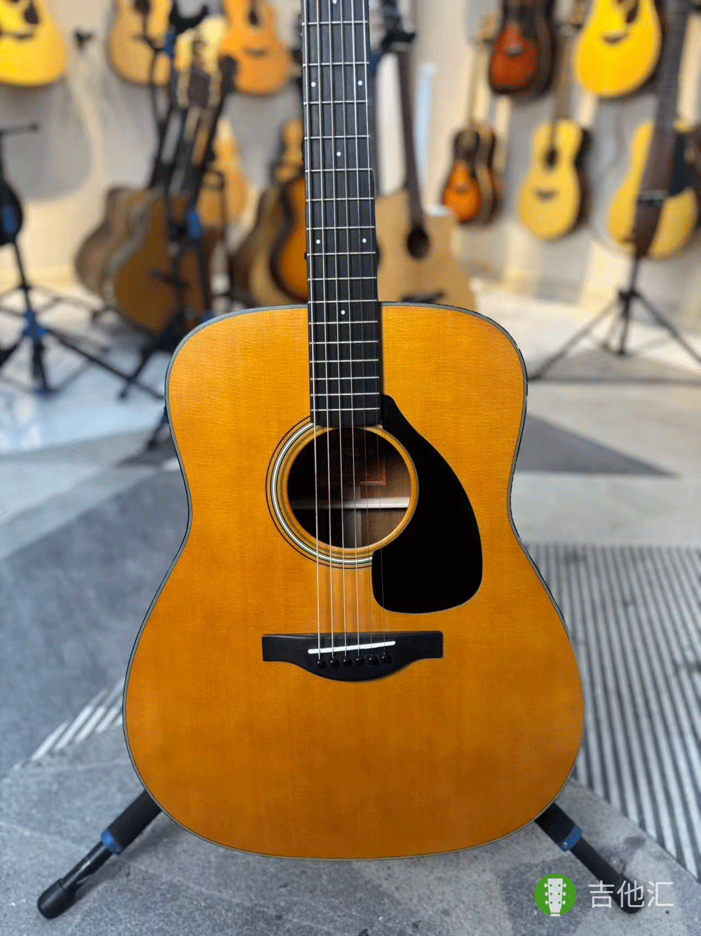 雅马哈FG3 面板实拍图