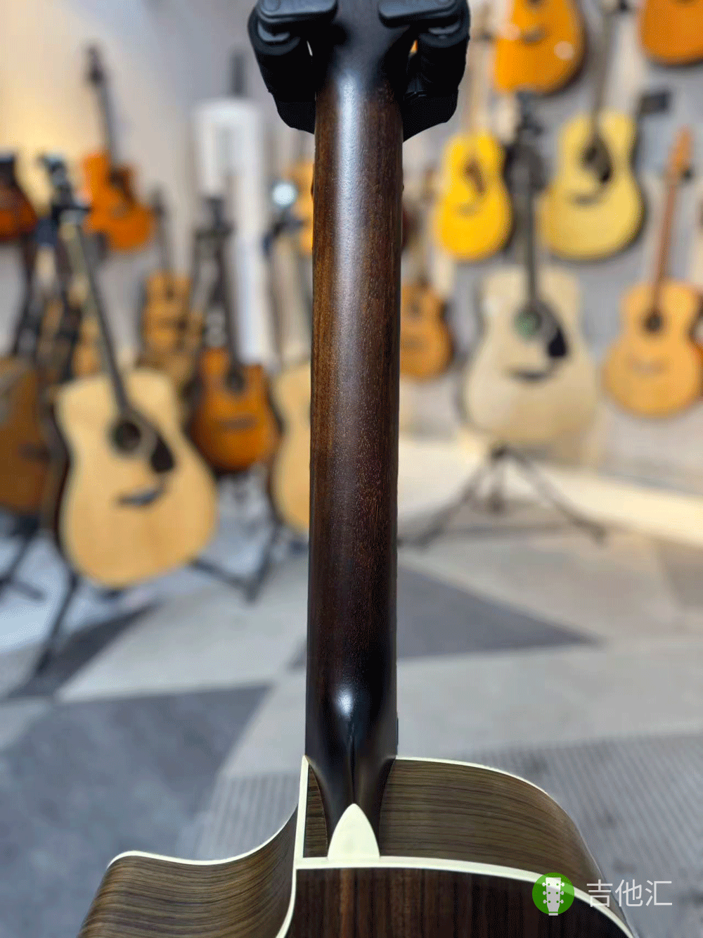 伊斯特曼PCH2 琴颈实拍图