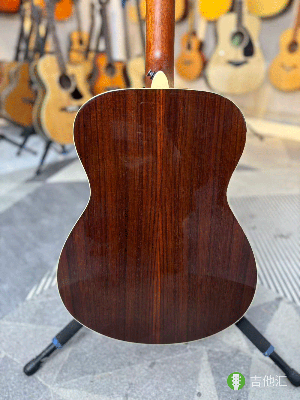 雅马哈FS830 背板实拍图