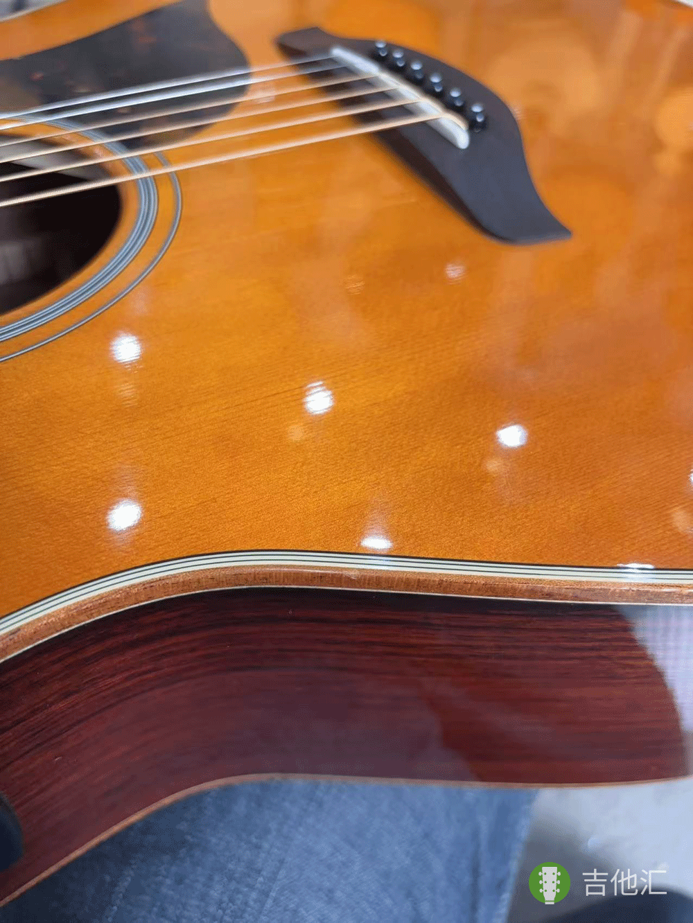 雅马哈A1R 包边磕碰实拍图2