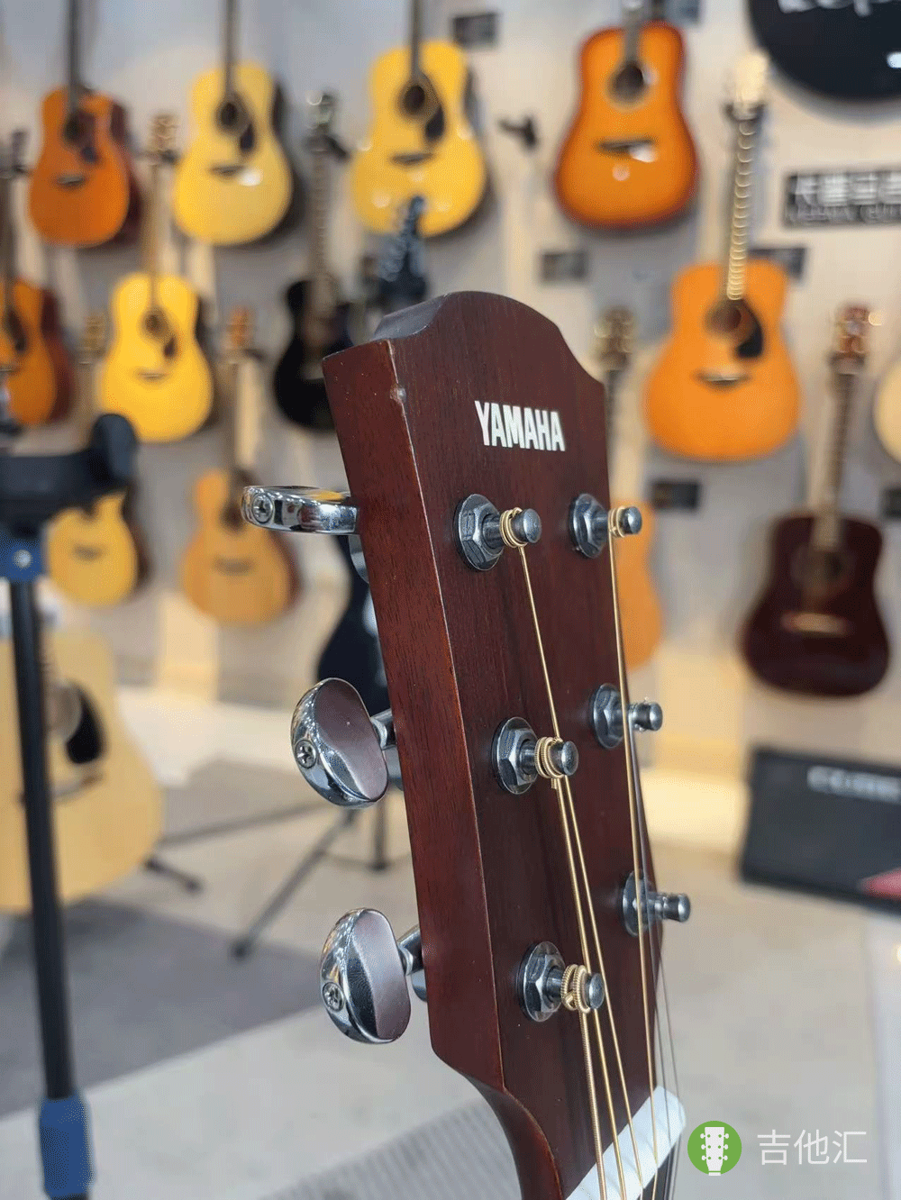 雅马哈A1R 琴头磕碰实拍图1