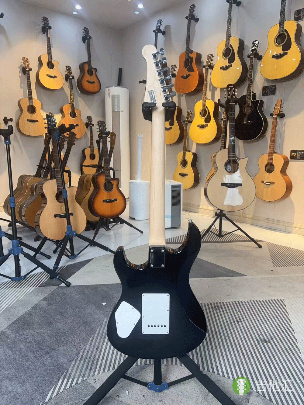 雅马哈PAC212CFM 背面实拍图