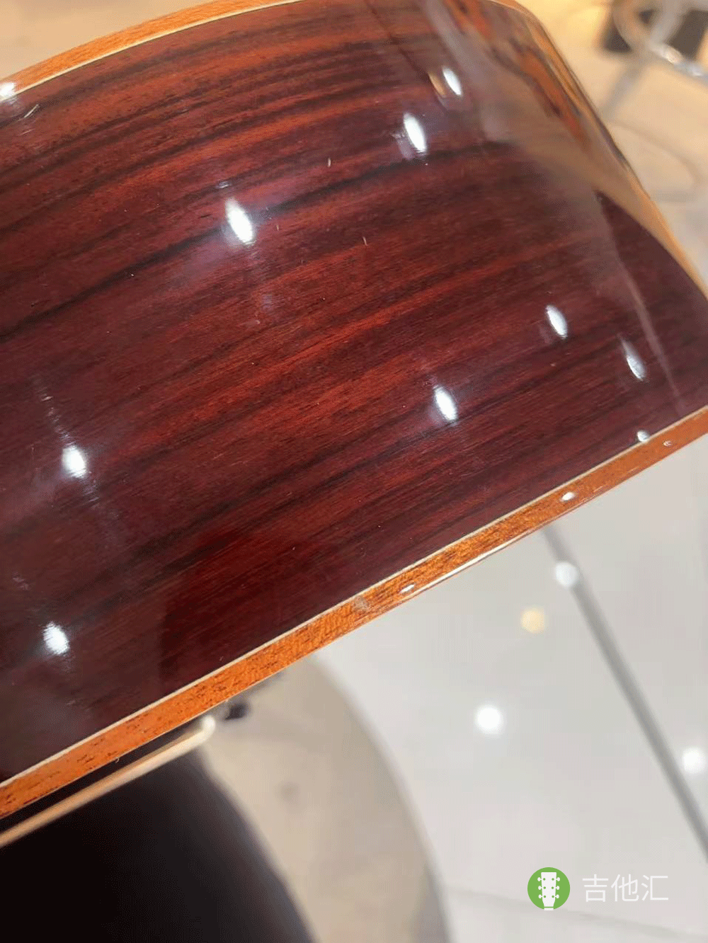 雅马哈AC3R 侧板磕碰实拍图