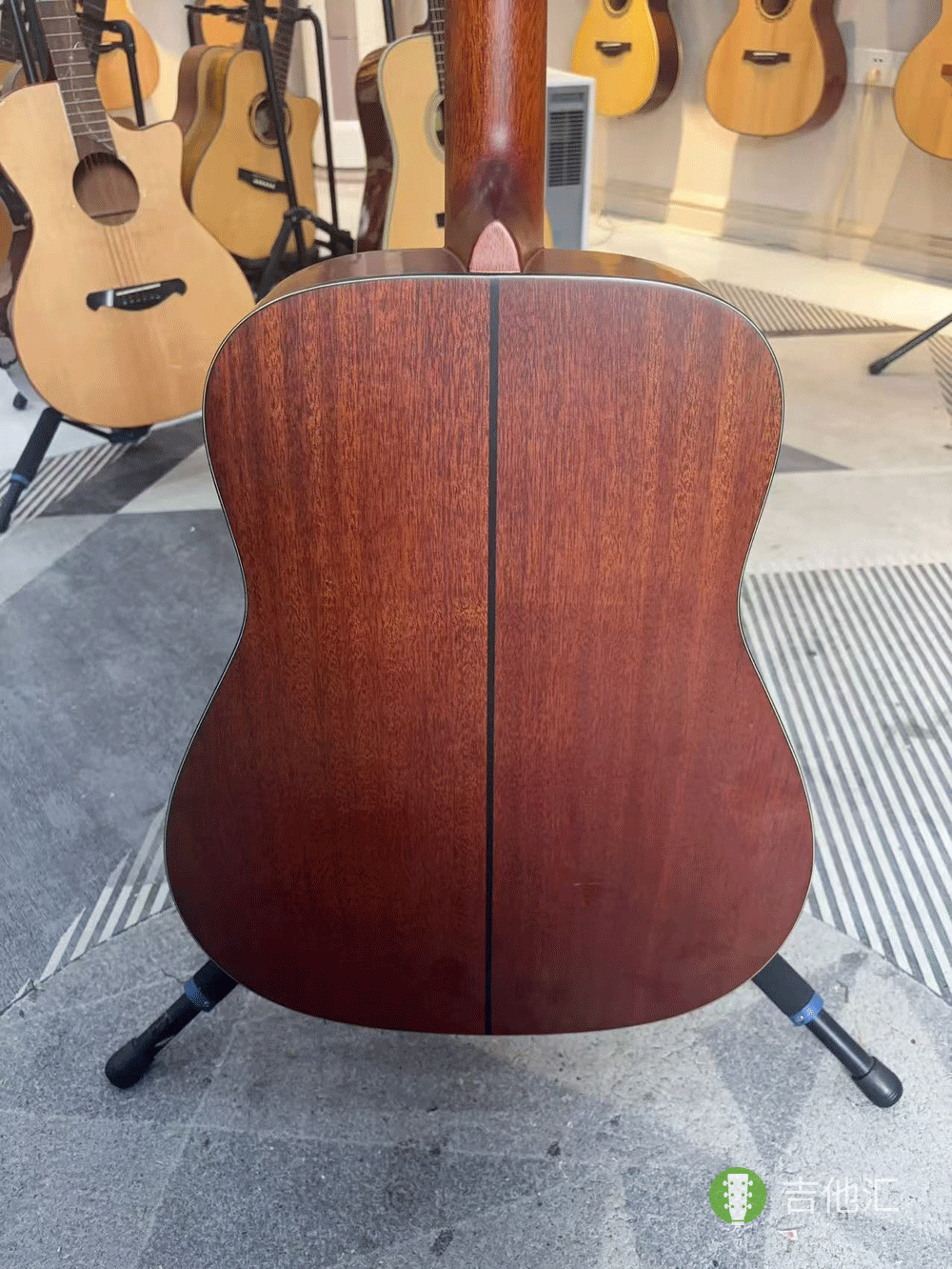 雅马哈FG3 背板实拍图