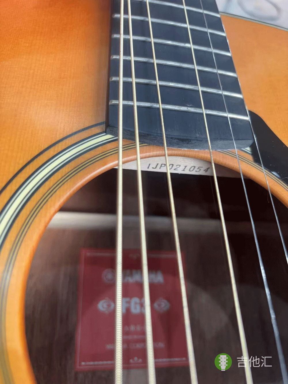 雅马哈FG3 音孔编码实拍图