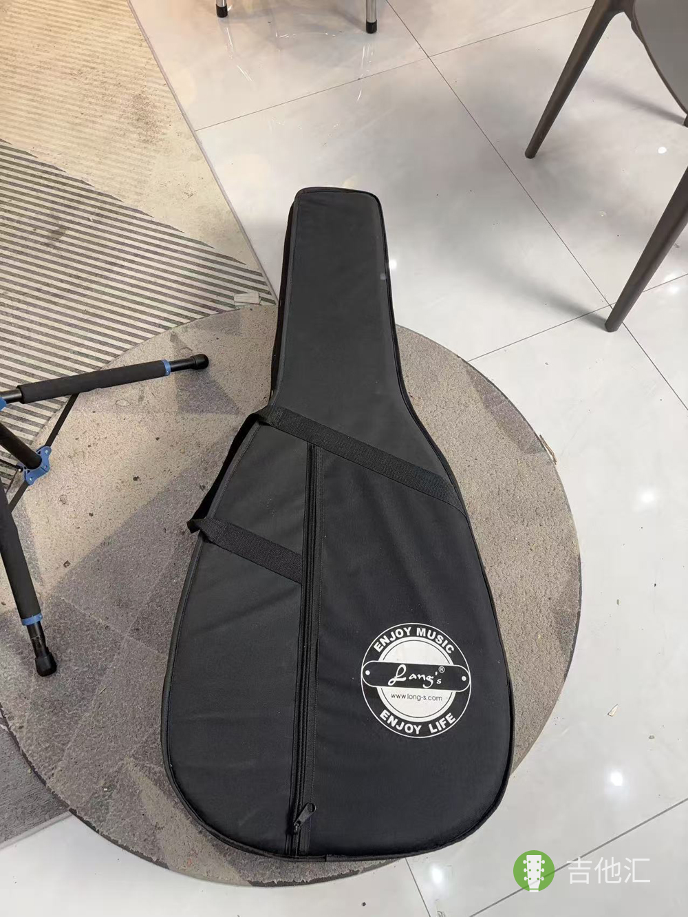 雅马哈FG705S 琴盒实拍图2