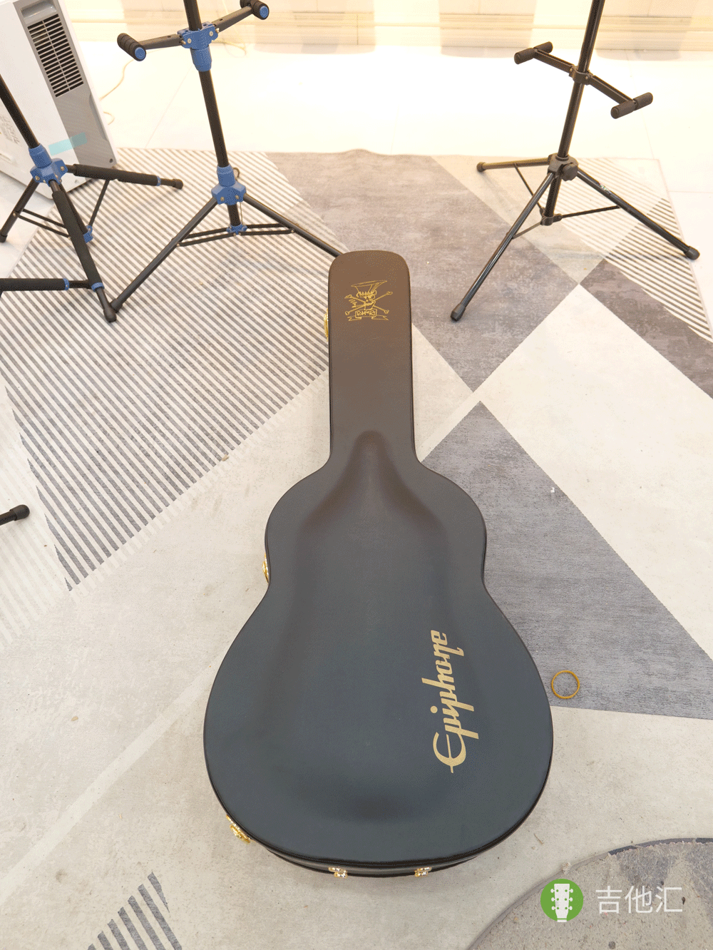 易普峰J45 Slash 琴盒实拍图2